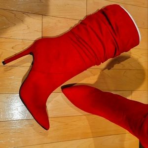 Jessica Simpson Lyndy Slouchy Boots Red